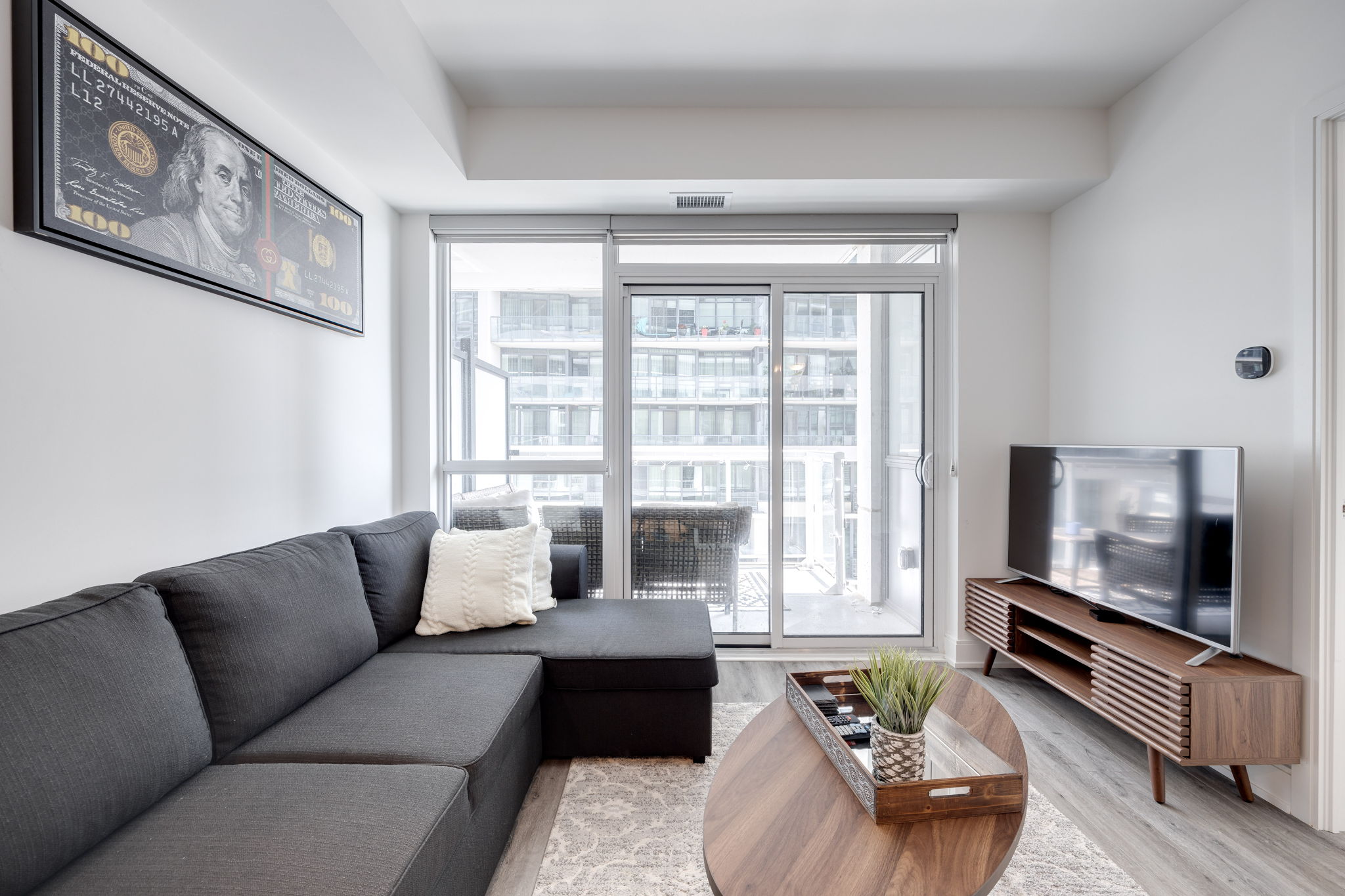 Toronto property showcase — delivered property photograph 14
