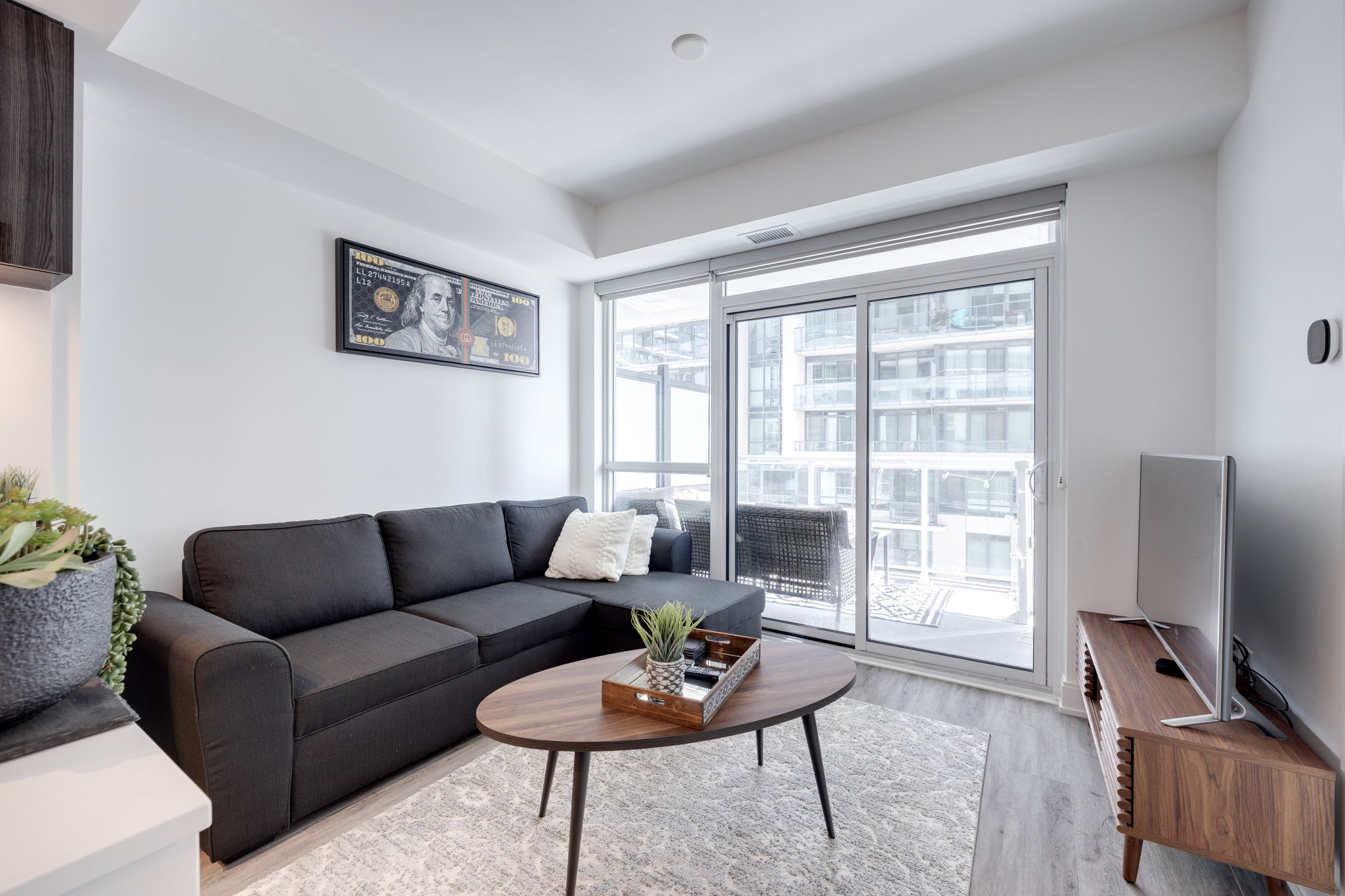Toronto property showcase — delivered property photograph 12