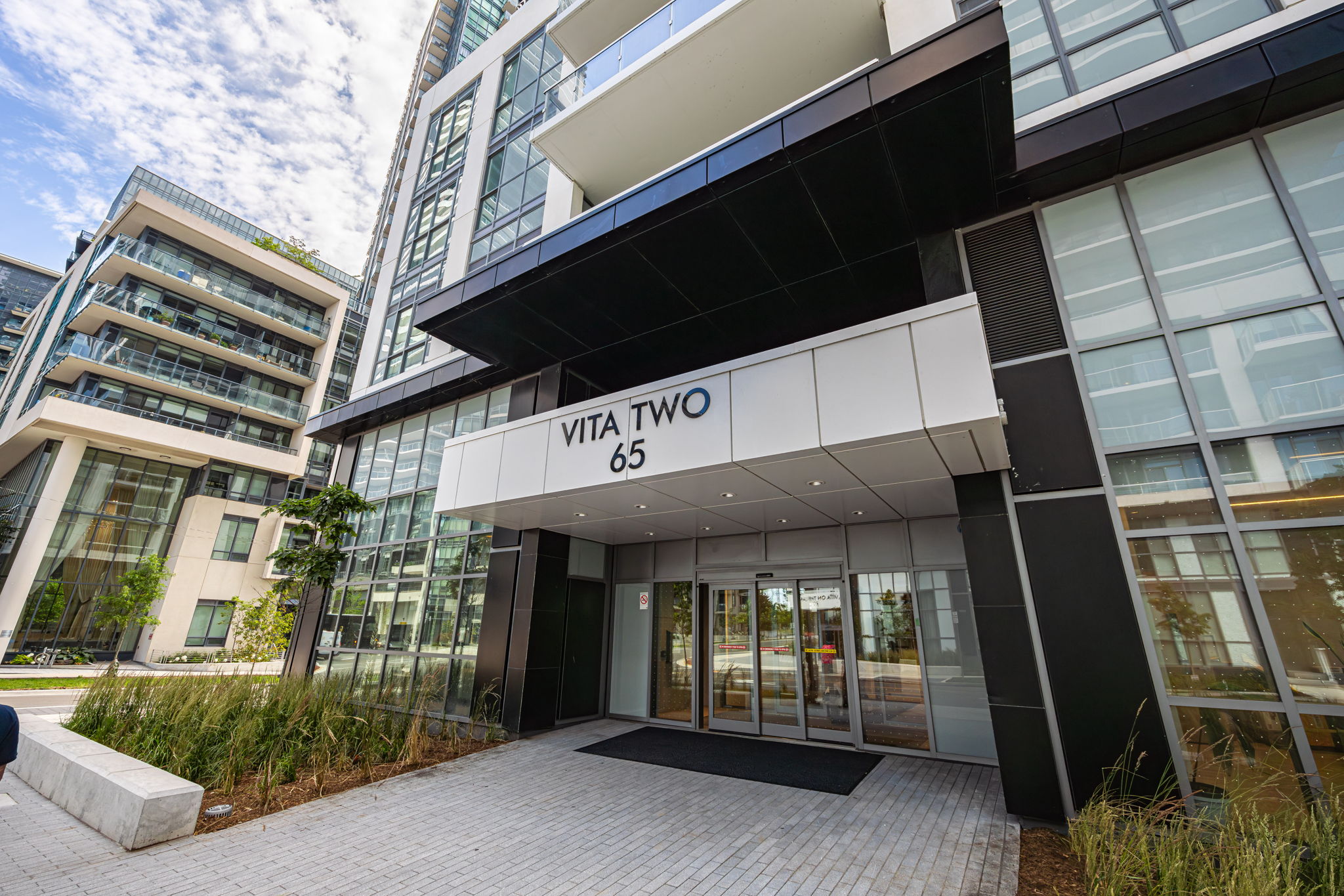 Toronto property showcase — delivered property photograph 3
