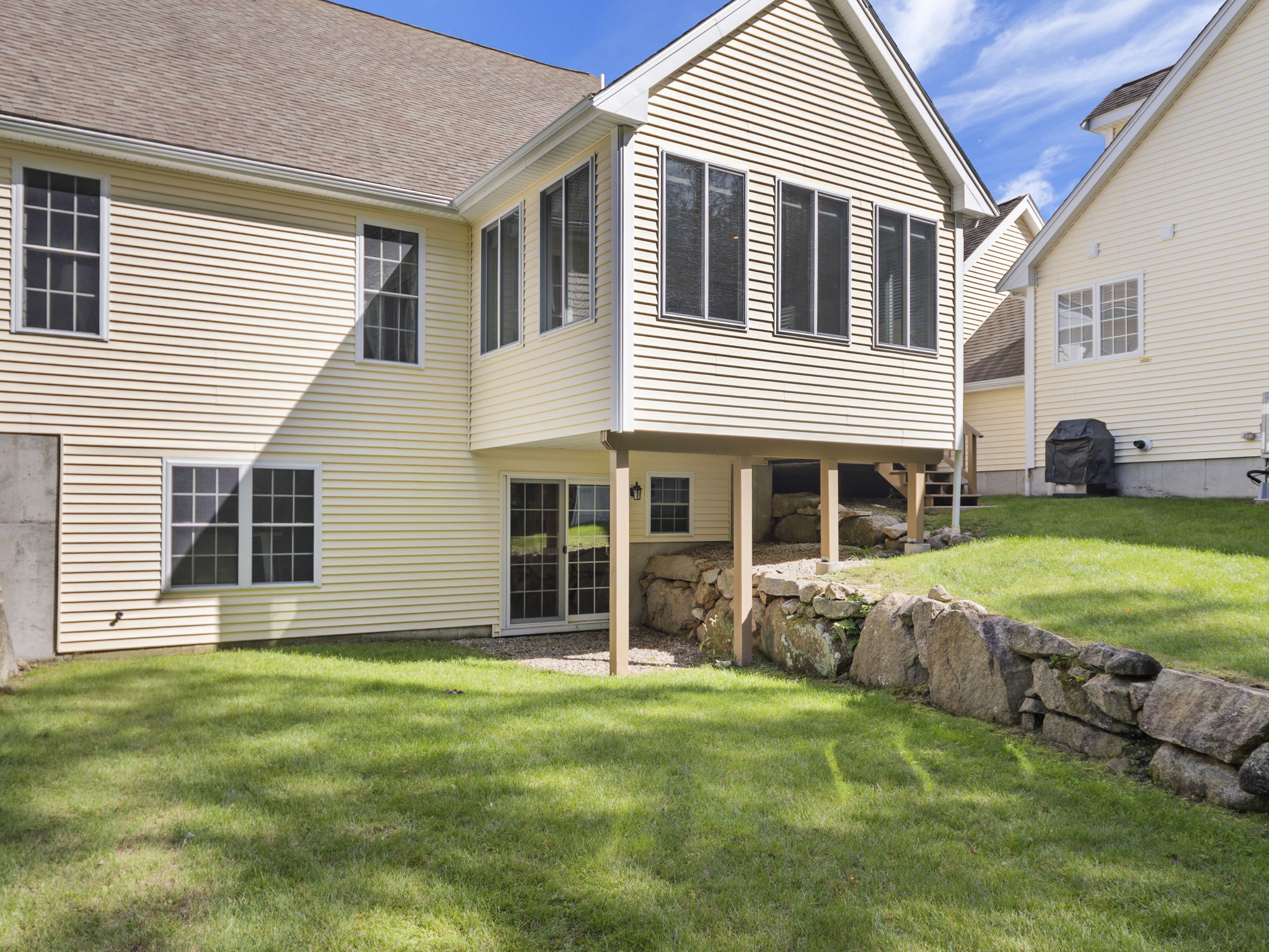 65 Braeburn Ln Ashland MA 43