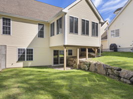 65 Braeburn Ln Ashland MA 43