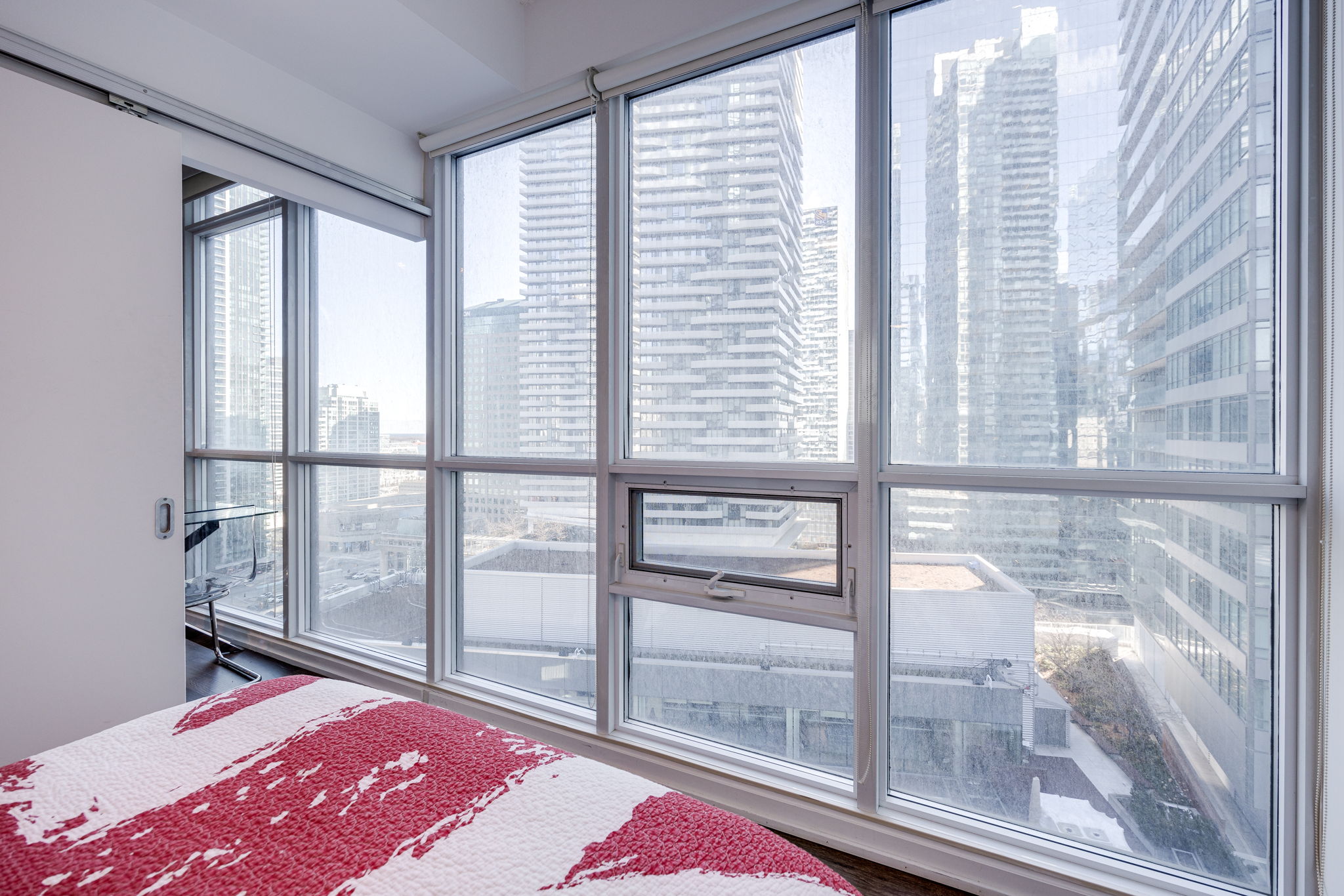 Toronto property showcase — delivered property photograph 13