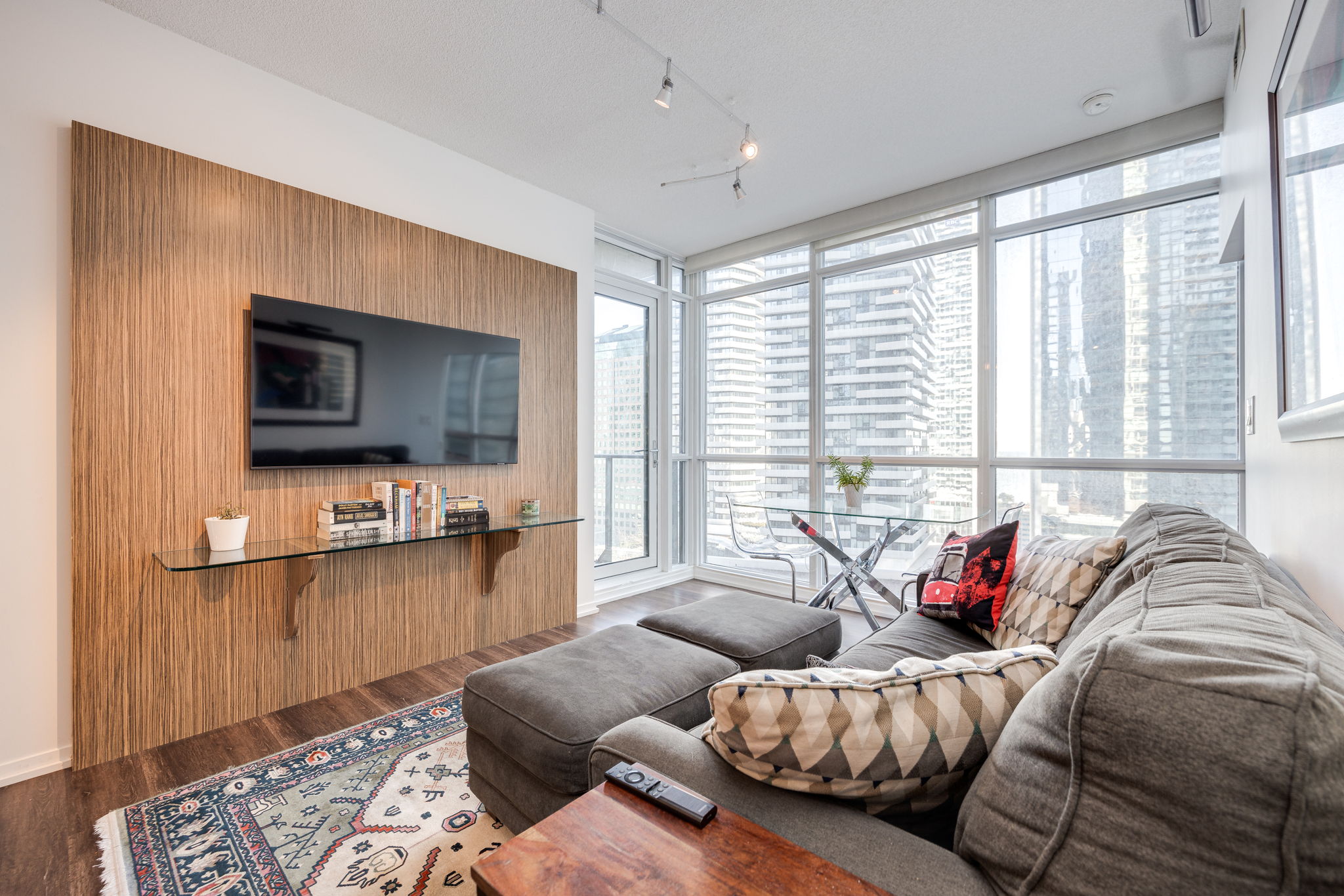 Toronto property showcase — delivered property photograph 9