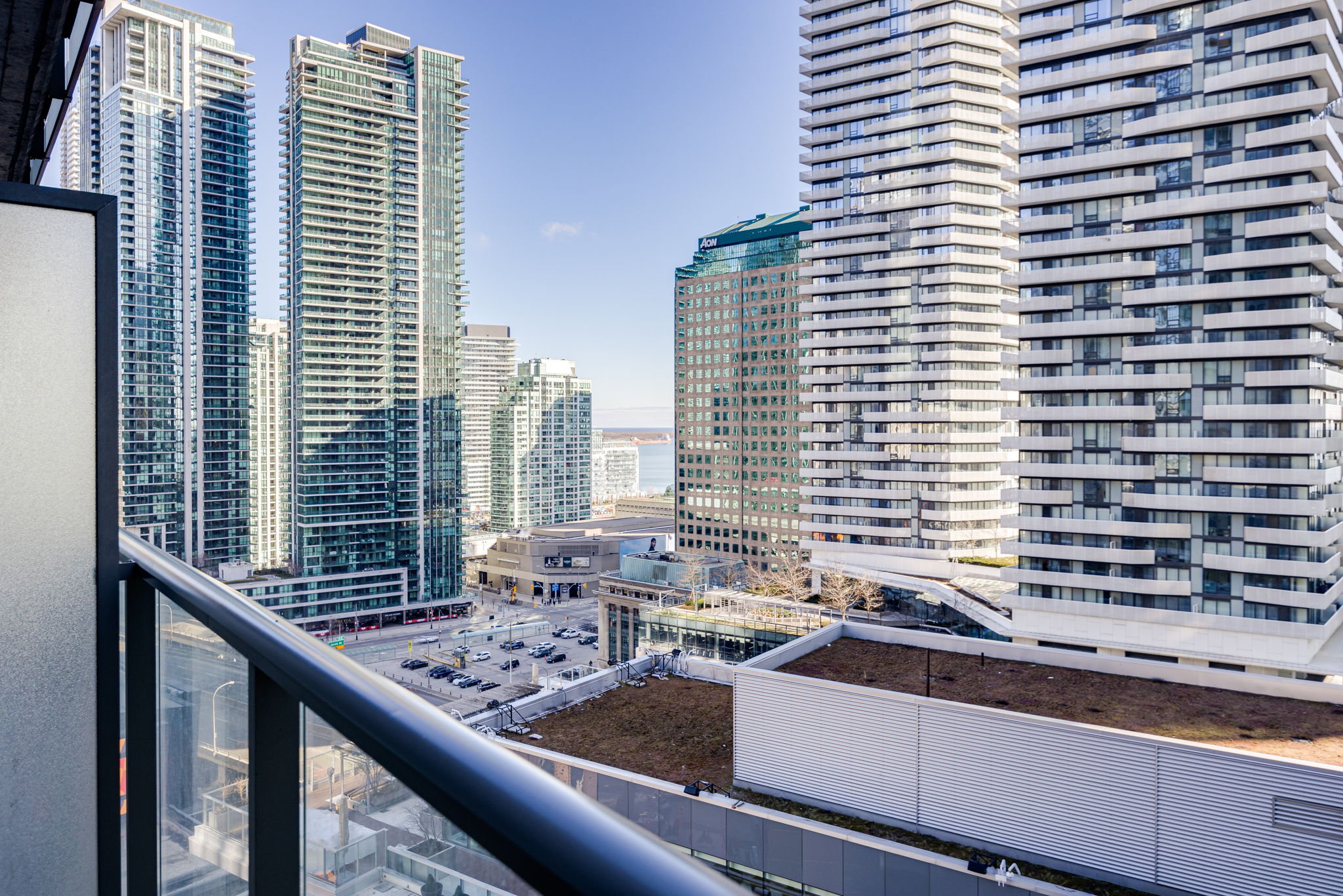 Toronto property showcase — delivered property photograph 25