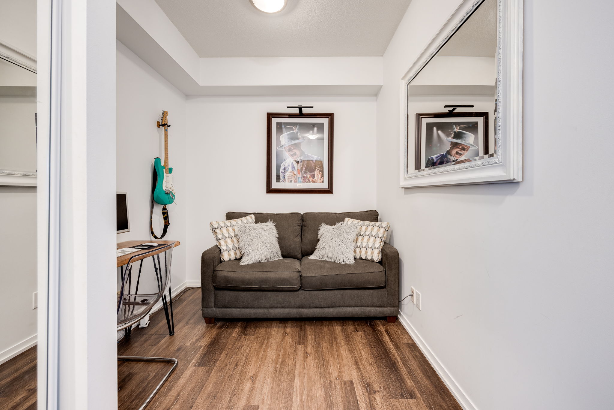 Toronto property showcase — delivered property photograph 21