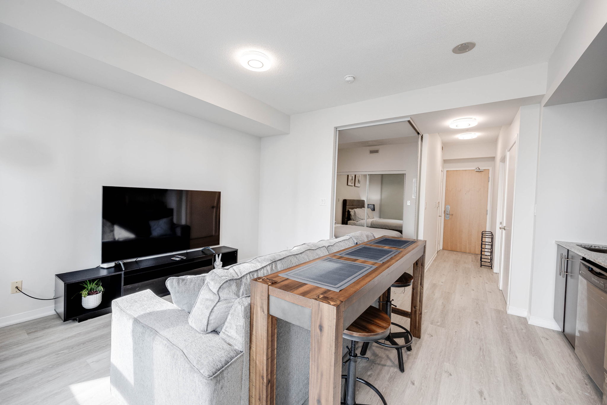 Toronto property showcase — delivered property photograph 5