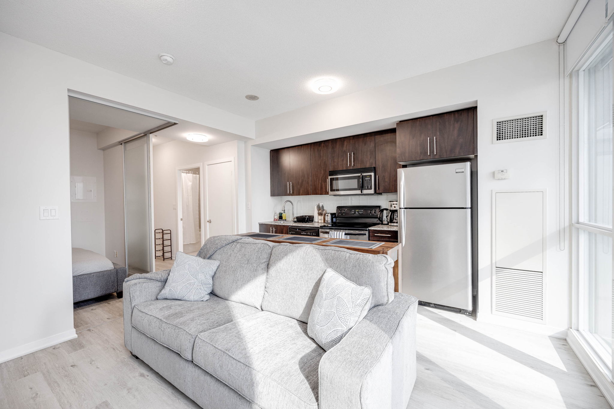 Toronto property showcase — delivered property photograph 6