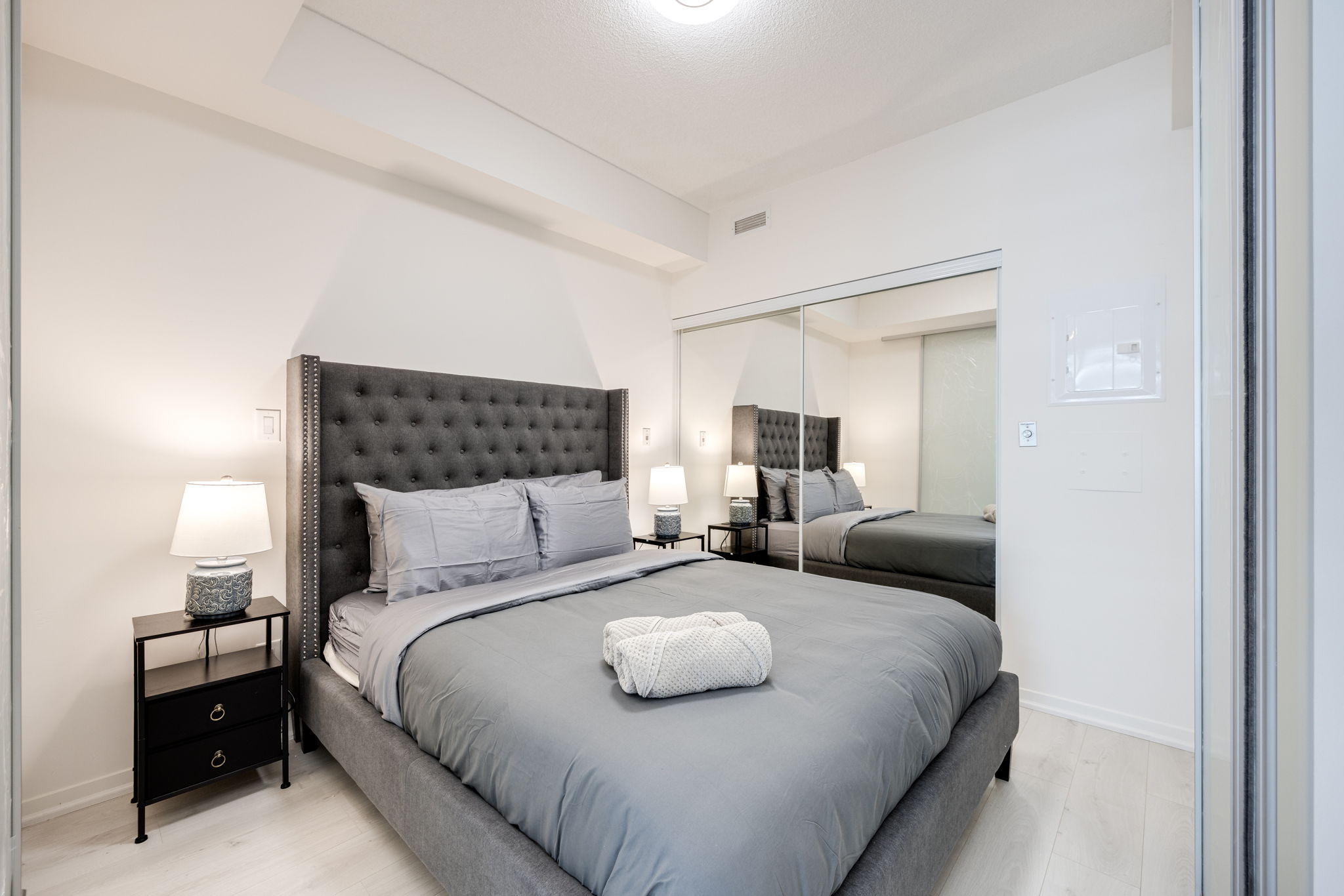 Toronto property showcase — delivered property photograph 8