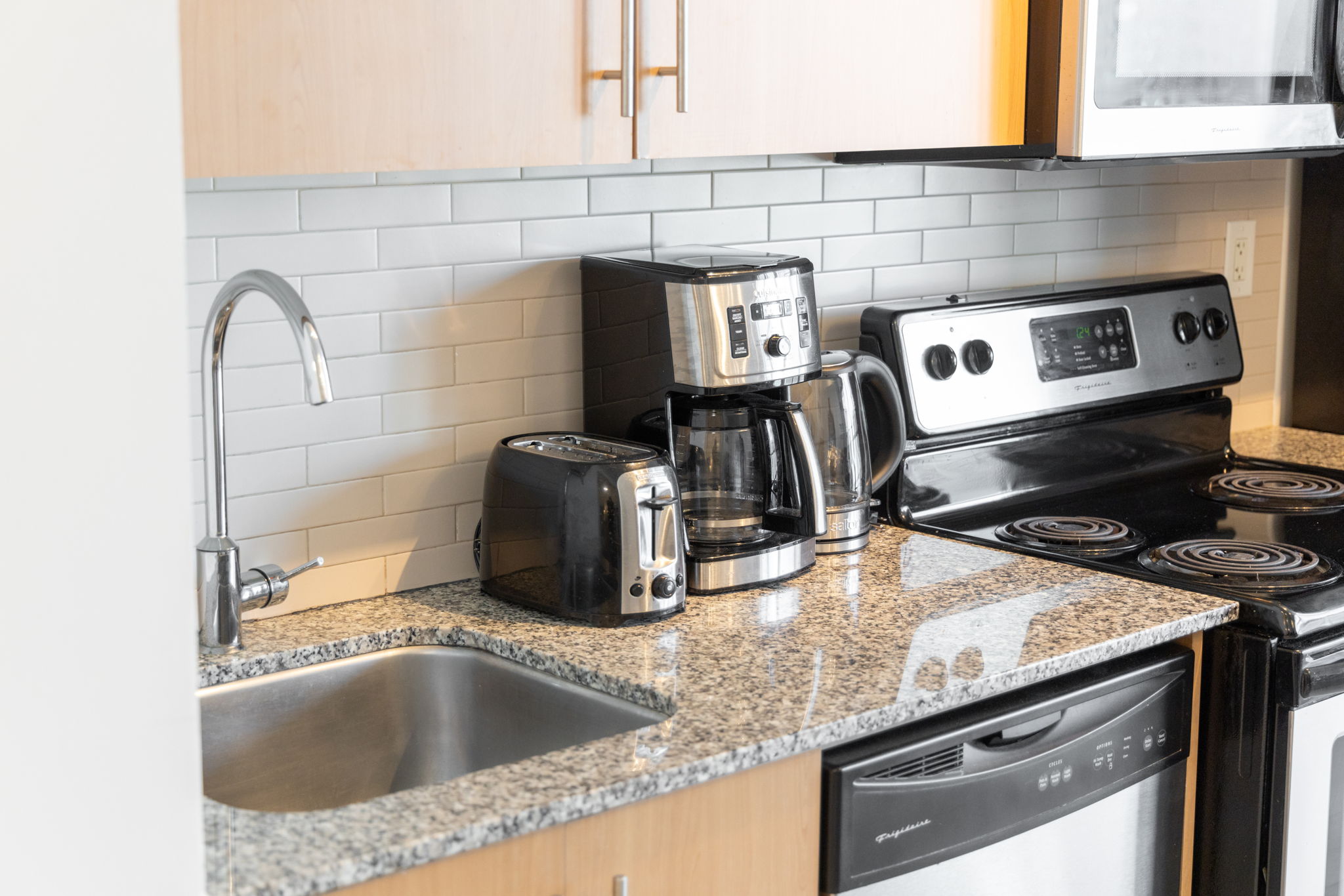 Toronto property showcase — delivered property photograph 16