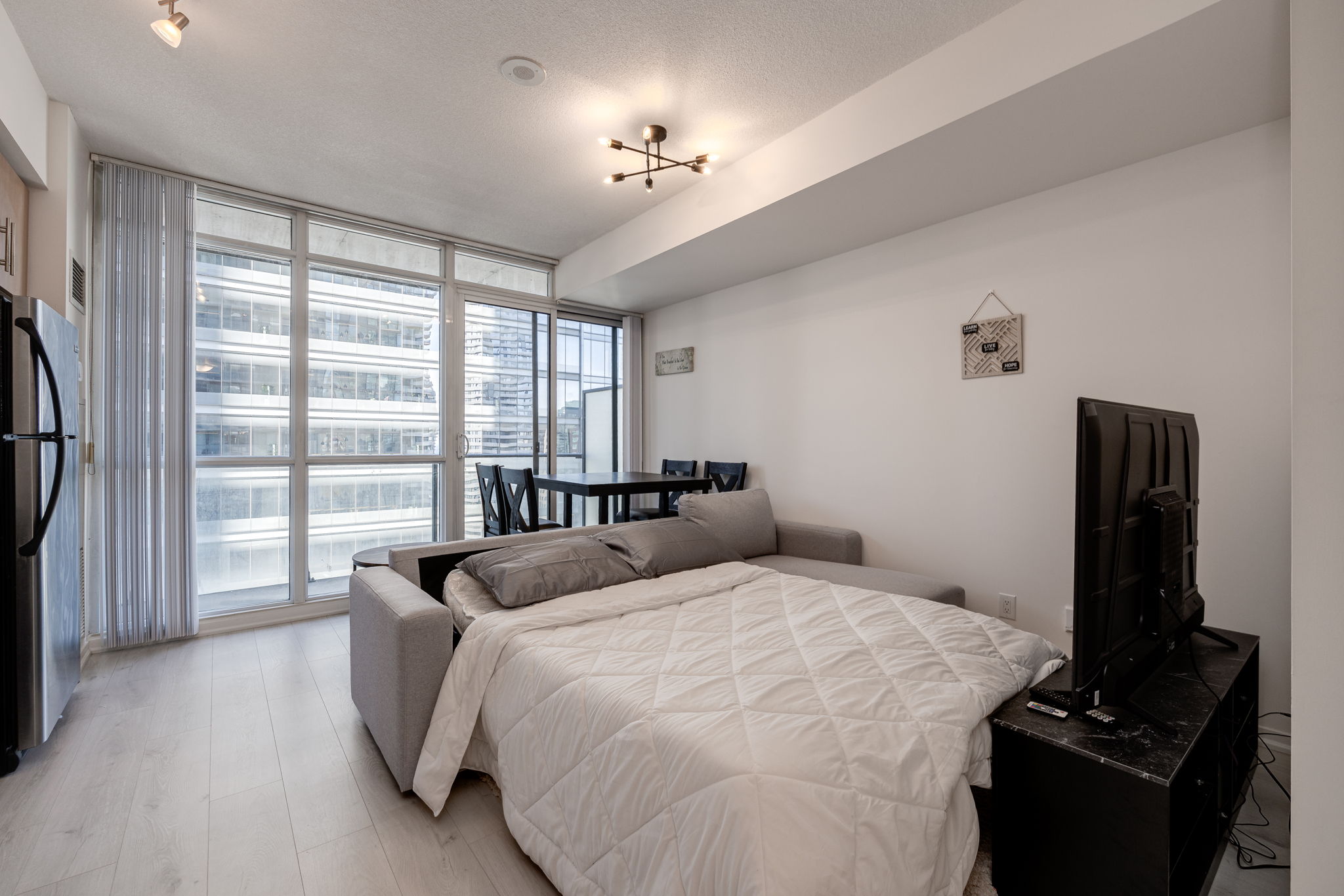 Toronto property showcase — delivered property photograph 7
