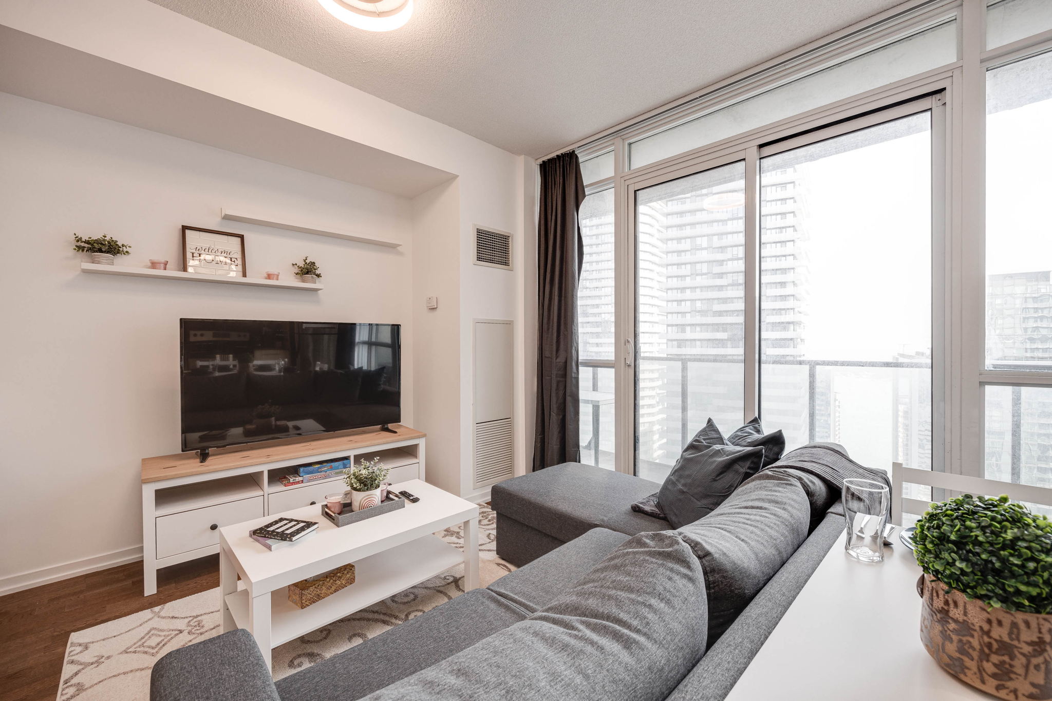 Toronto property showcase — delivered property photograph 5