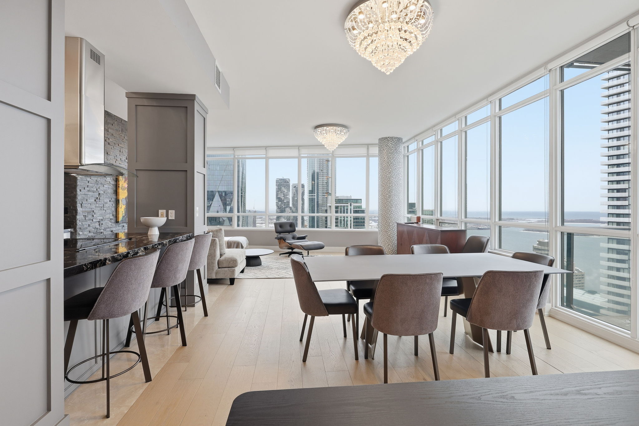 Toronto property showcase — delivered property photograph 10