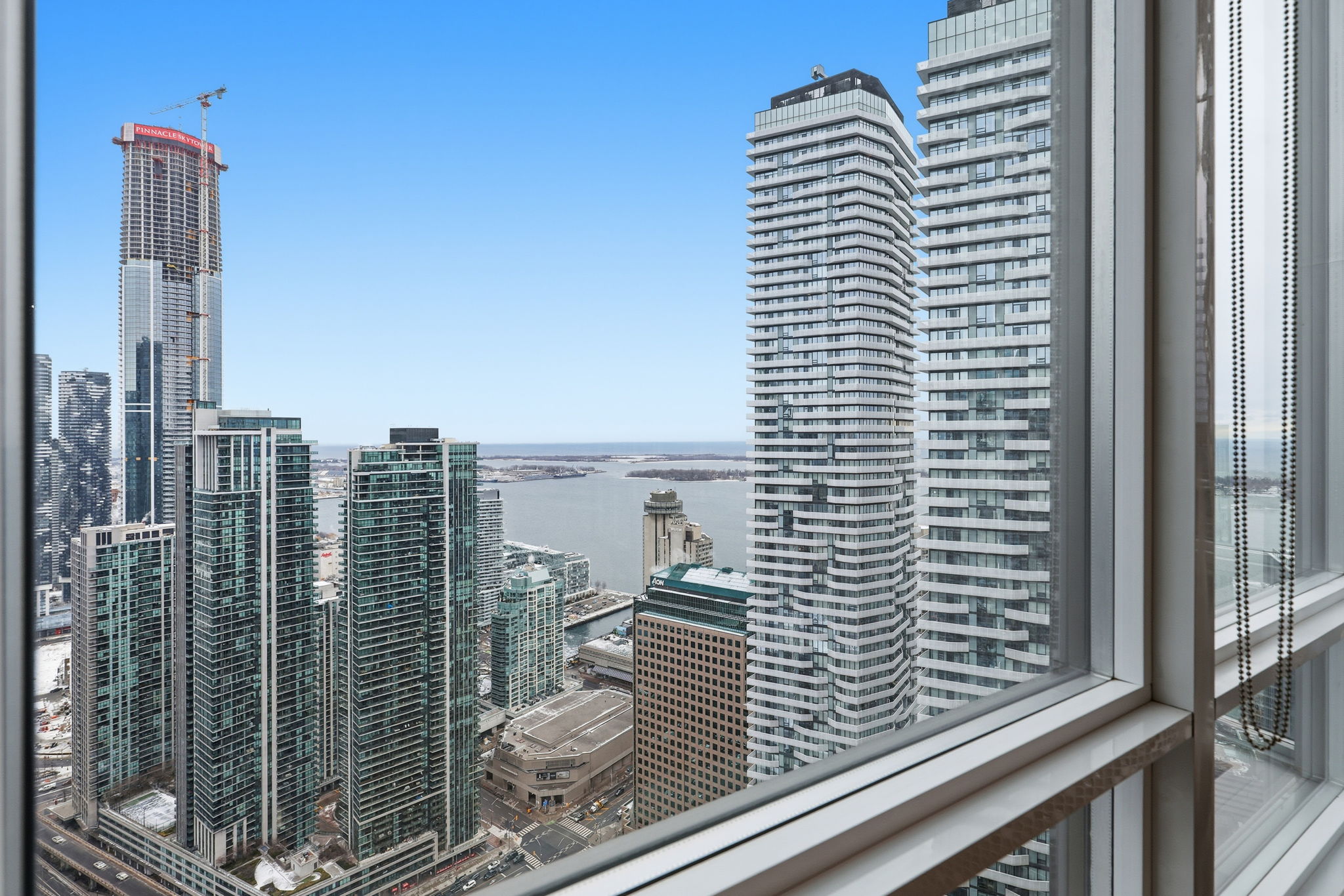 Toronto property showcase — delivered property photograph 32
