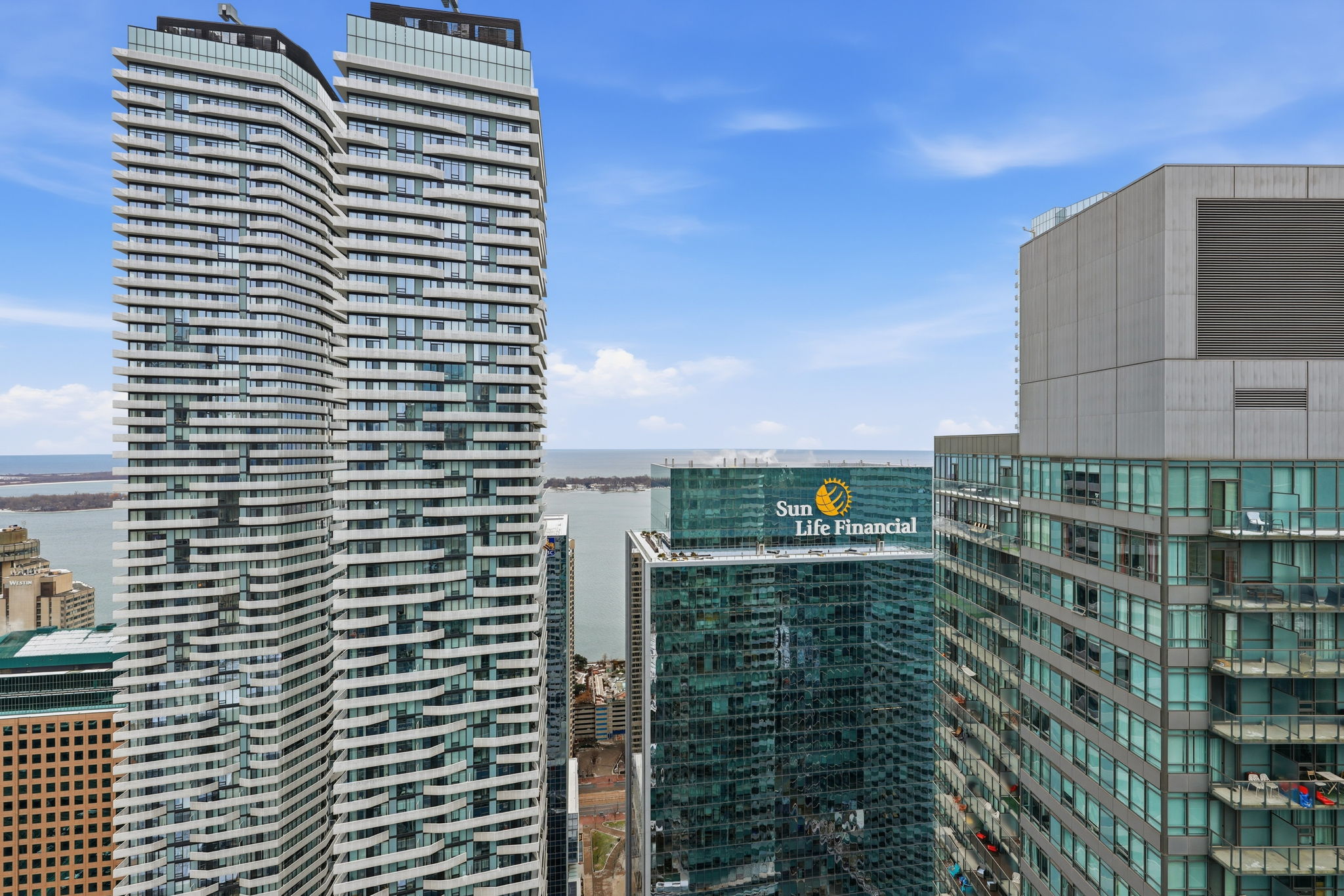 Toronto property showcase — delivered property photograph 36
