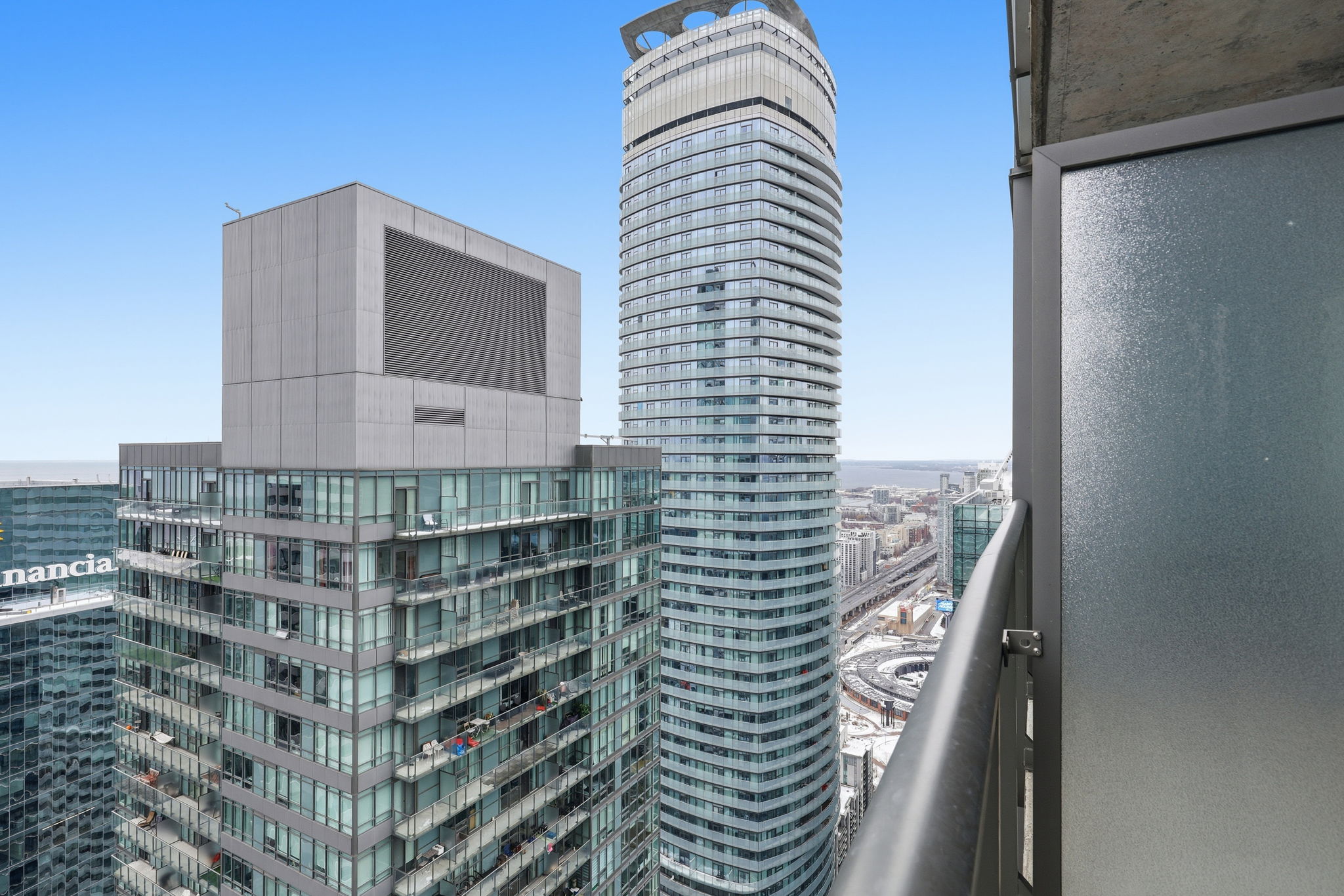 Toronto property showcase — delivered property photograph 37