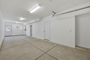 040_F8_65 Calgary St