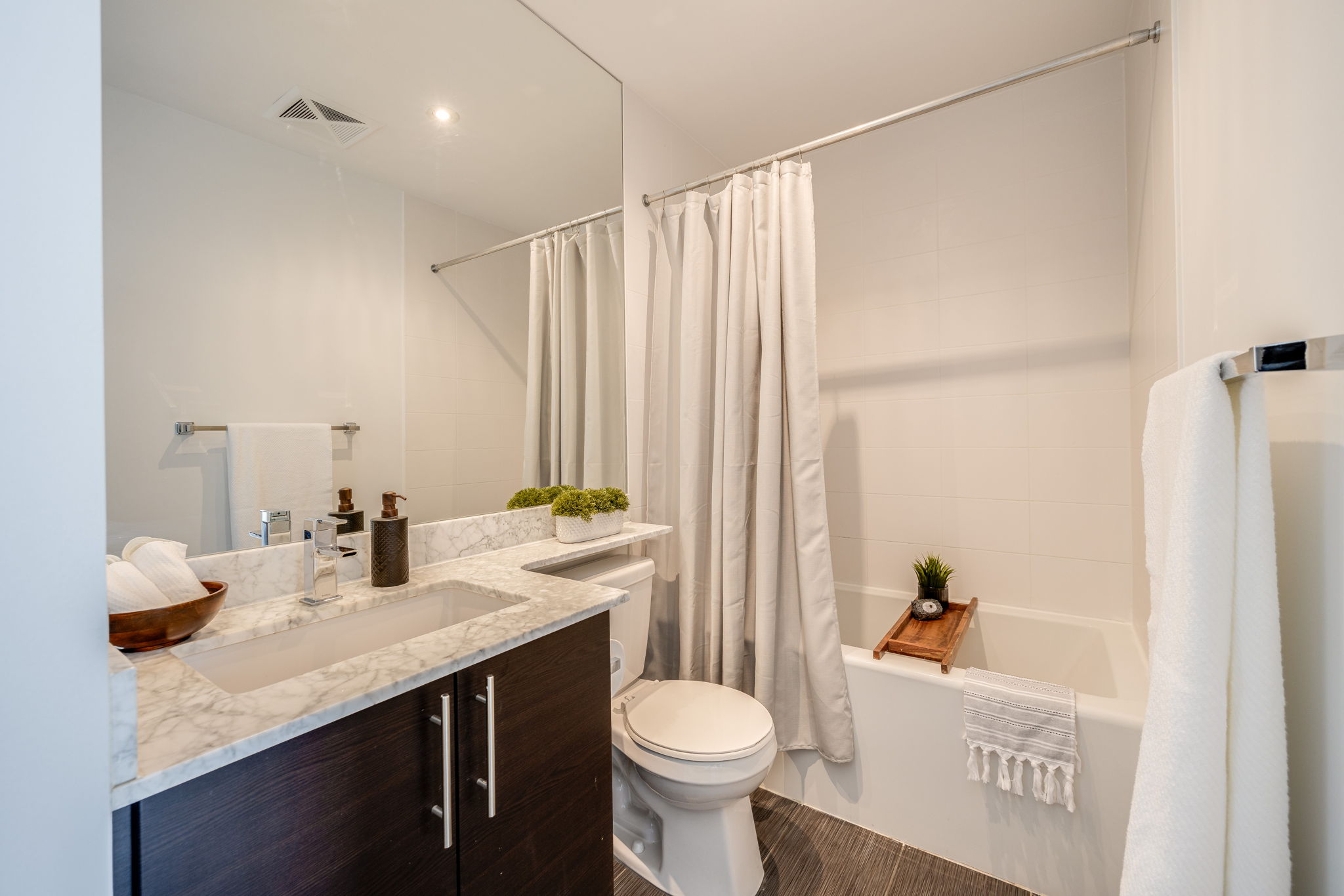 Toronto property showcase — delivered property photograph 14