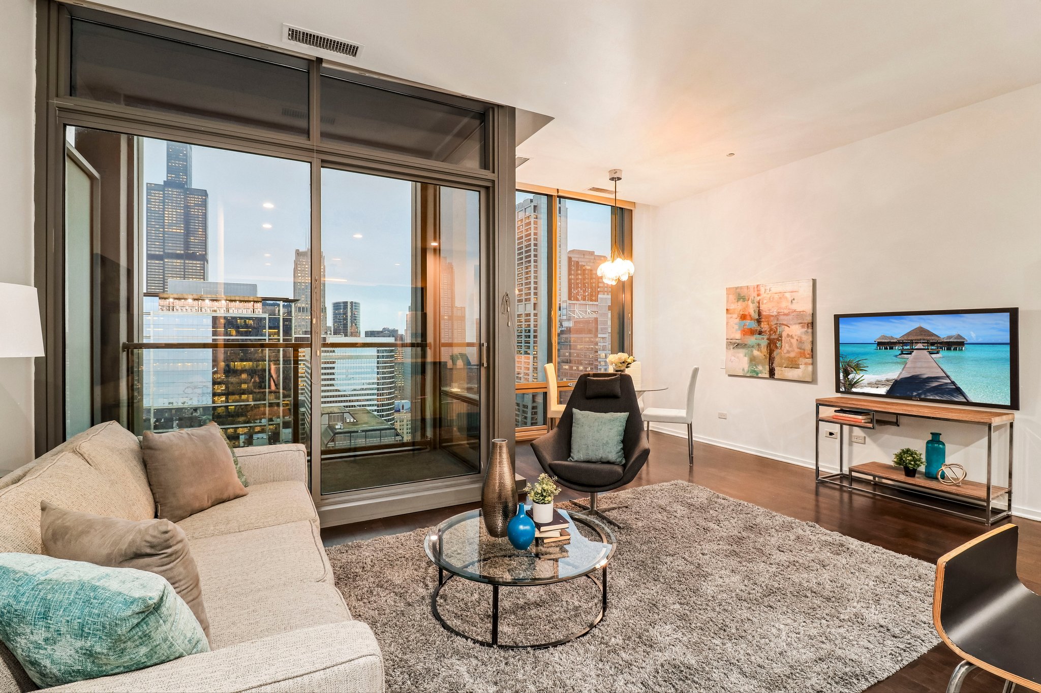 E Monroe St 4410-S2807-004.jpg