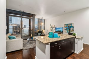 E Monroe St 4410-S2807-010.jpg