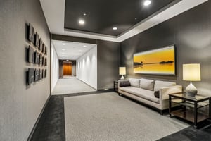 E Monroe St 4410-S2807-020.jpg