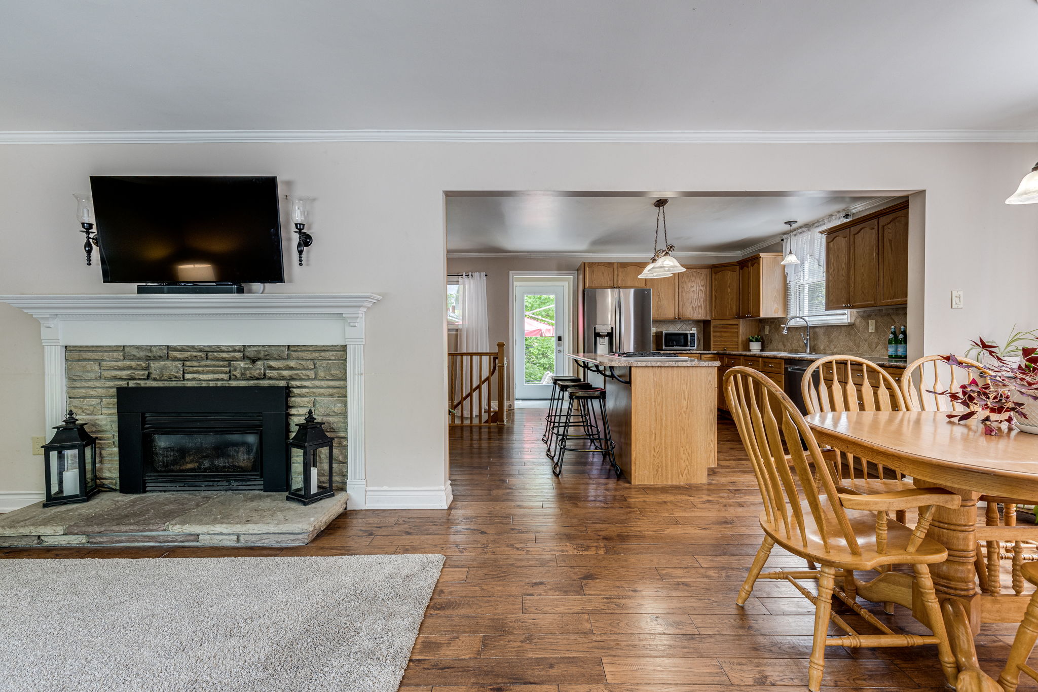 Uxbridge property showcase — delivered property photograph 4