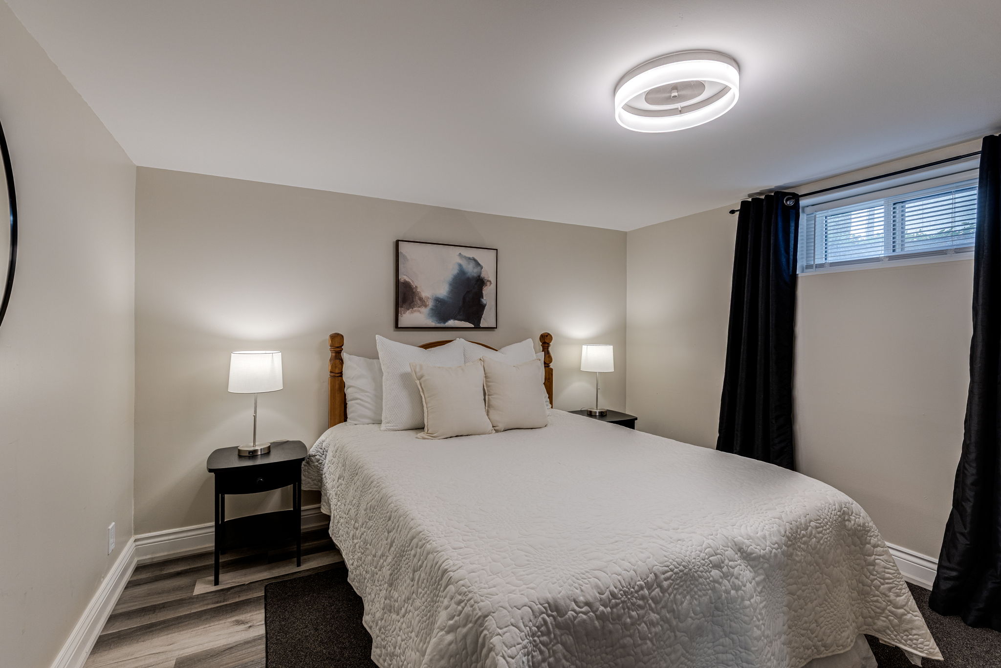 Uxbridge property showcase — delivered property photograph 28