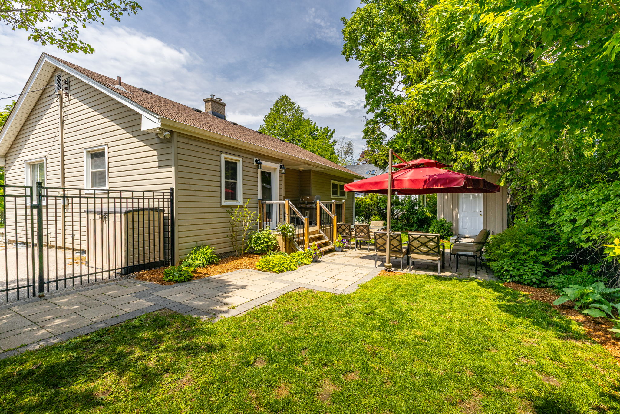 Uxbridge property showcase — delivered property photograph 40