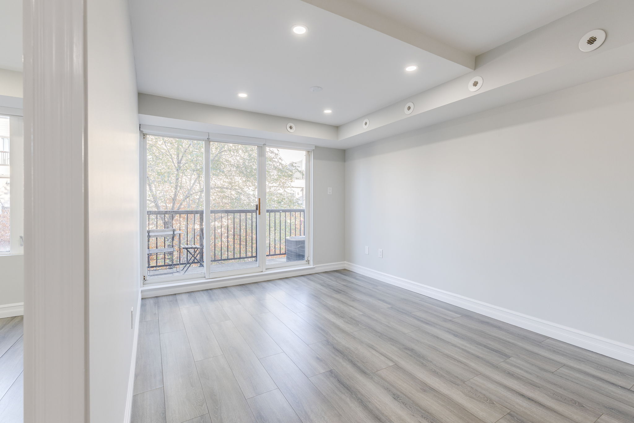 Toronto property showcase — delivered property photograph 12