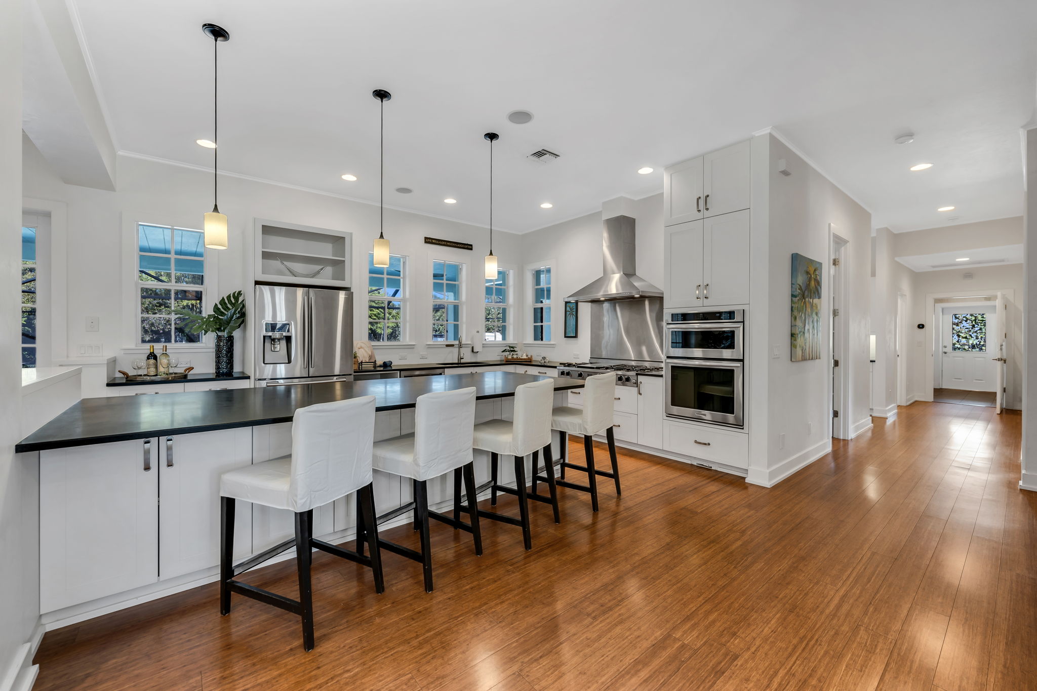 Breakfast Bar - Kitchen