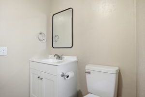  Photo 52