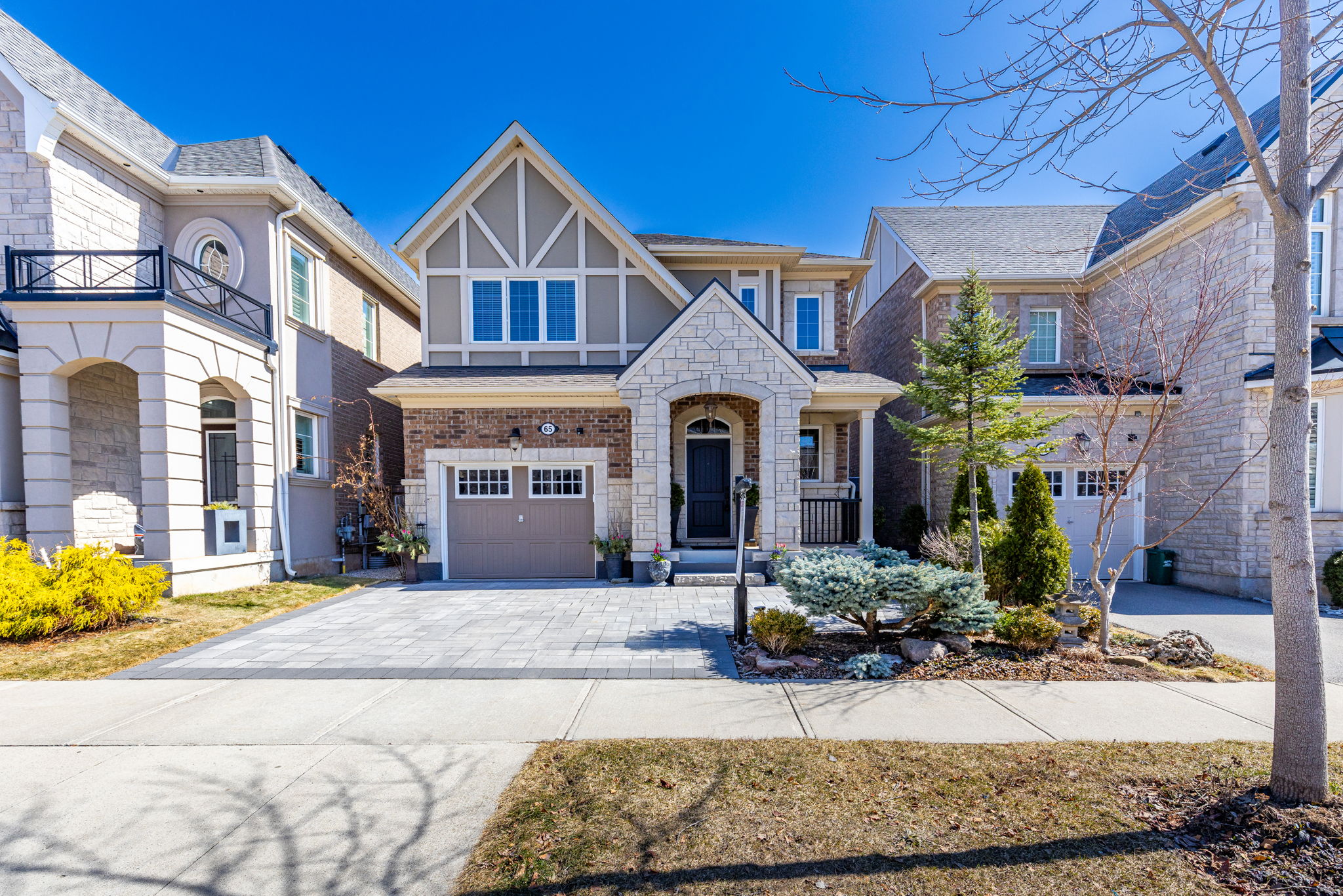 Oakville property showcase