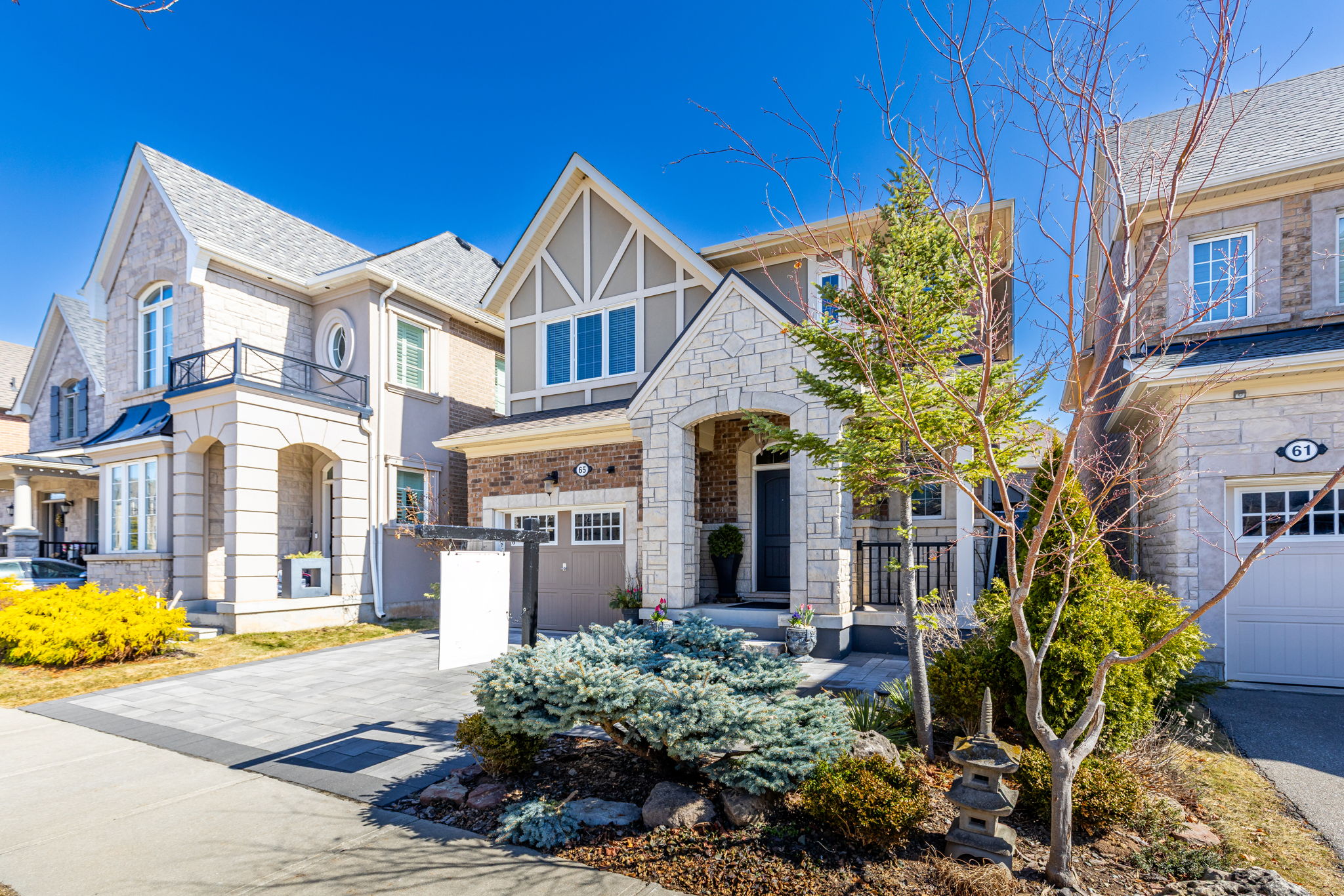 Oakville property showcase — delivered property photograph 2