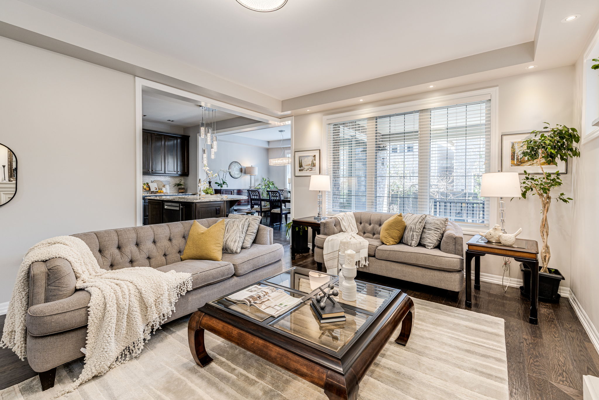 Oakville property showcase — delivered property photograph 7