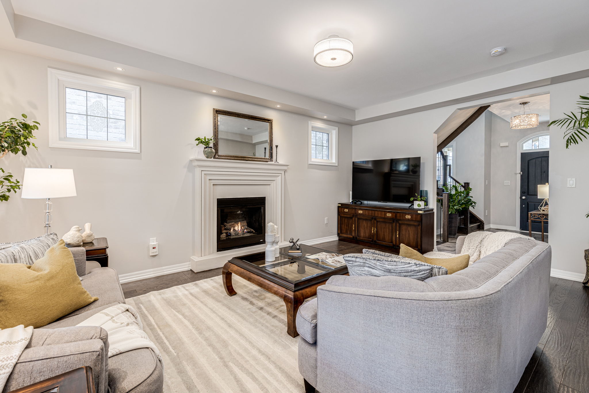Oakville property showcase — delivered property photograph 8