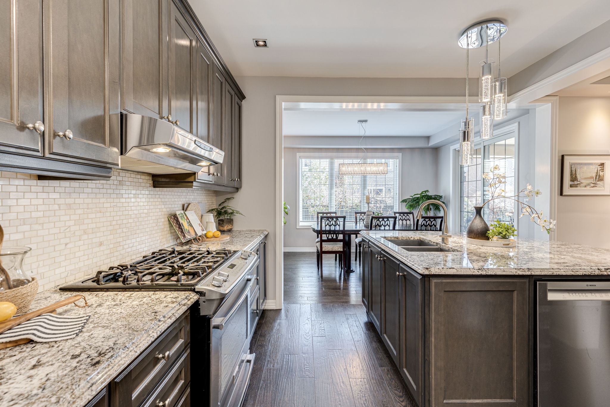 Oakville property showcase — delivered property photograph 13