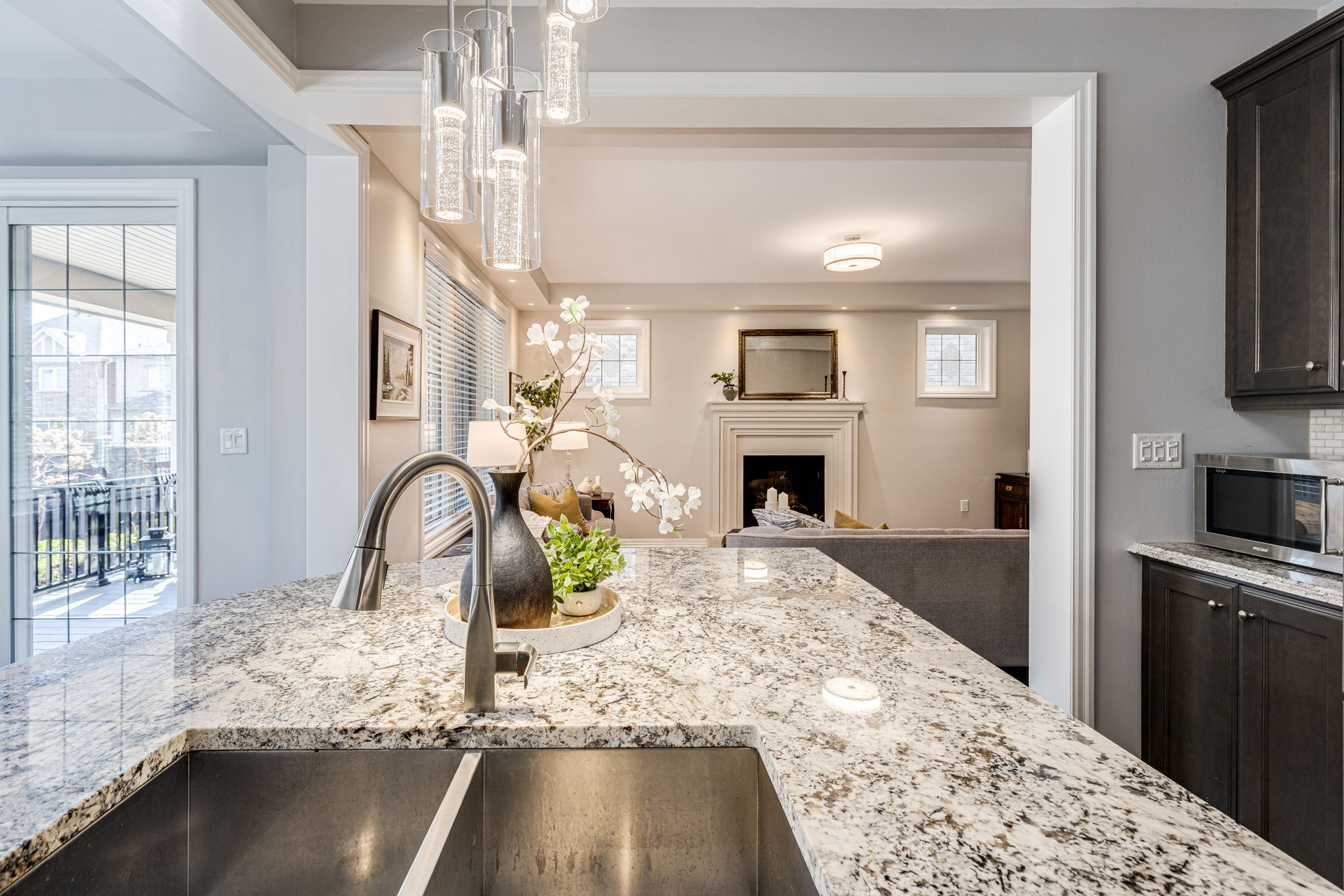 Oakville property showcase — delivered property photograph 14