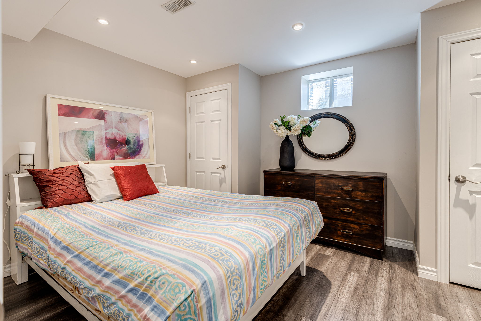 Oakville property showcase — delivered property photograph 39