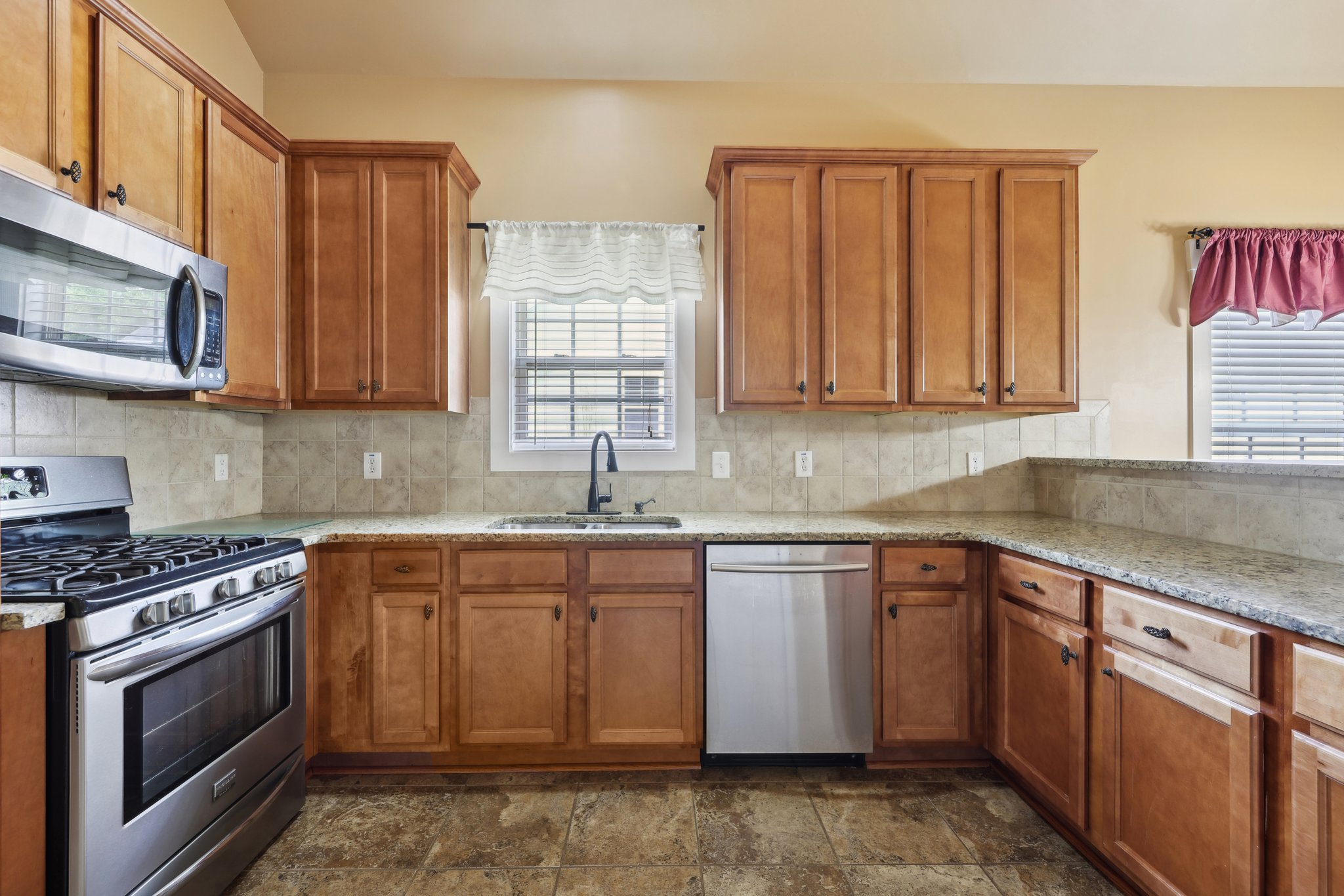 Pratt Dr-014.jpg