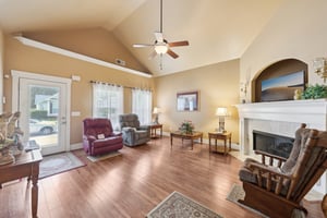 Pratt Dr-009.jpg
