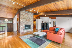  65 Spring Grove Rd, Andover, MA 01810, US Photo 8