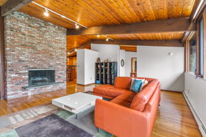  65 Spring Grove Rd, Andover, MA 01810, US Photo 9