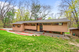  65 Spring Grove Rd, Andover, MA 01810, US Photo 4