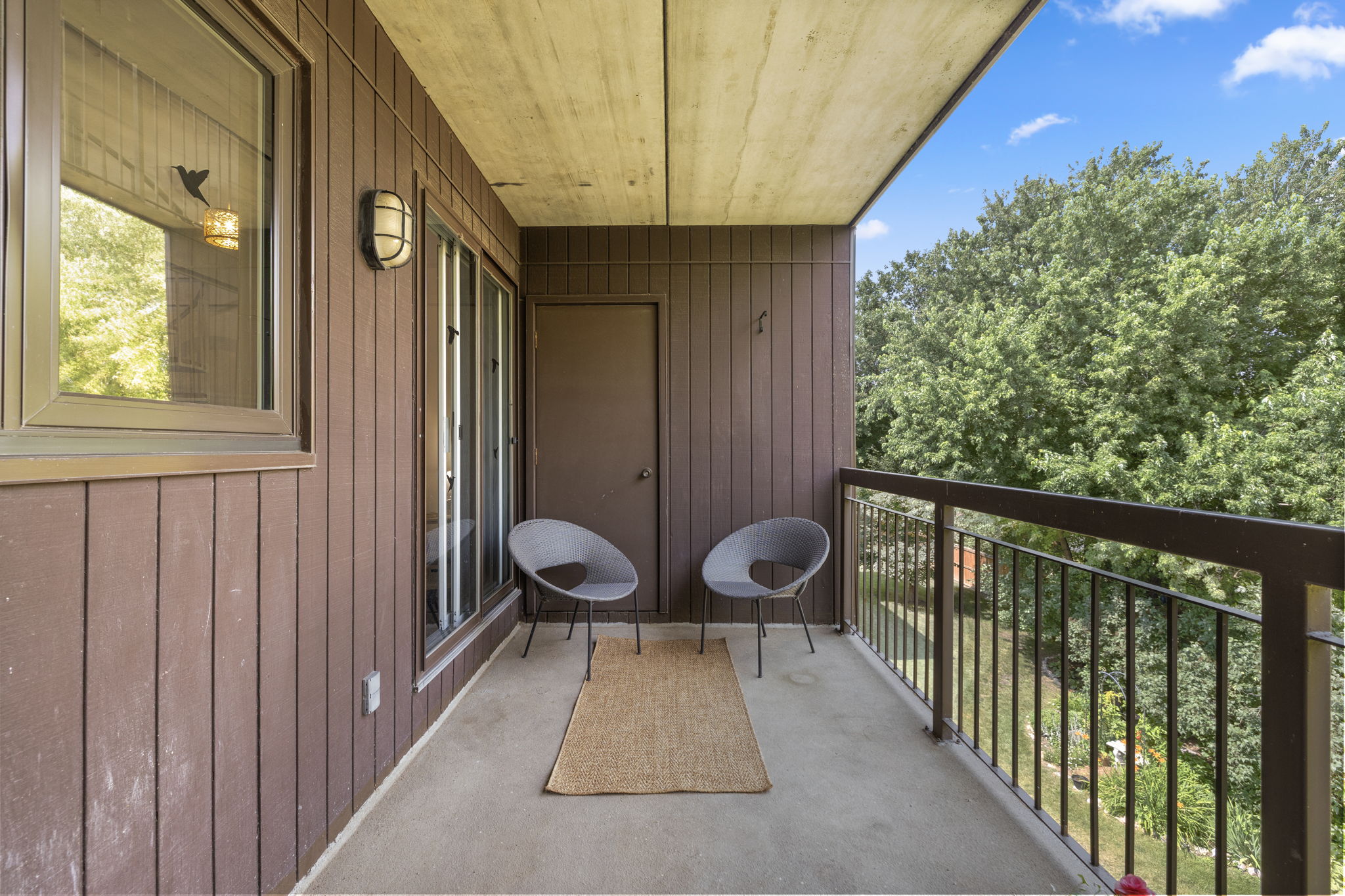  Photo 29