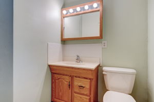  Photo 32