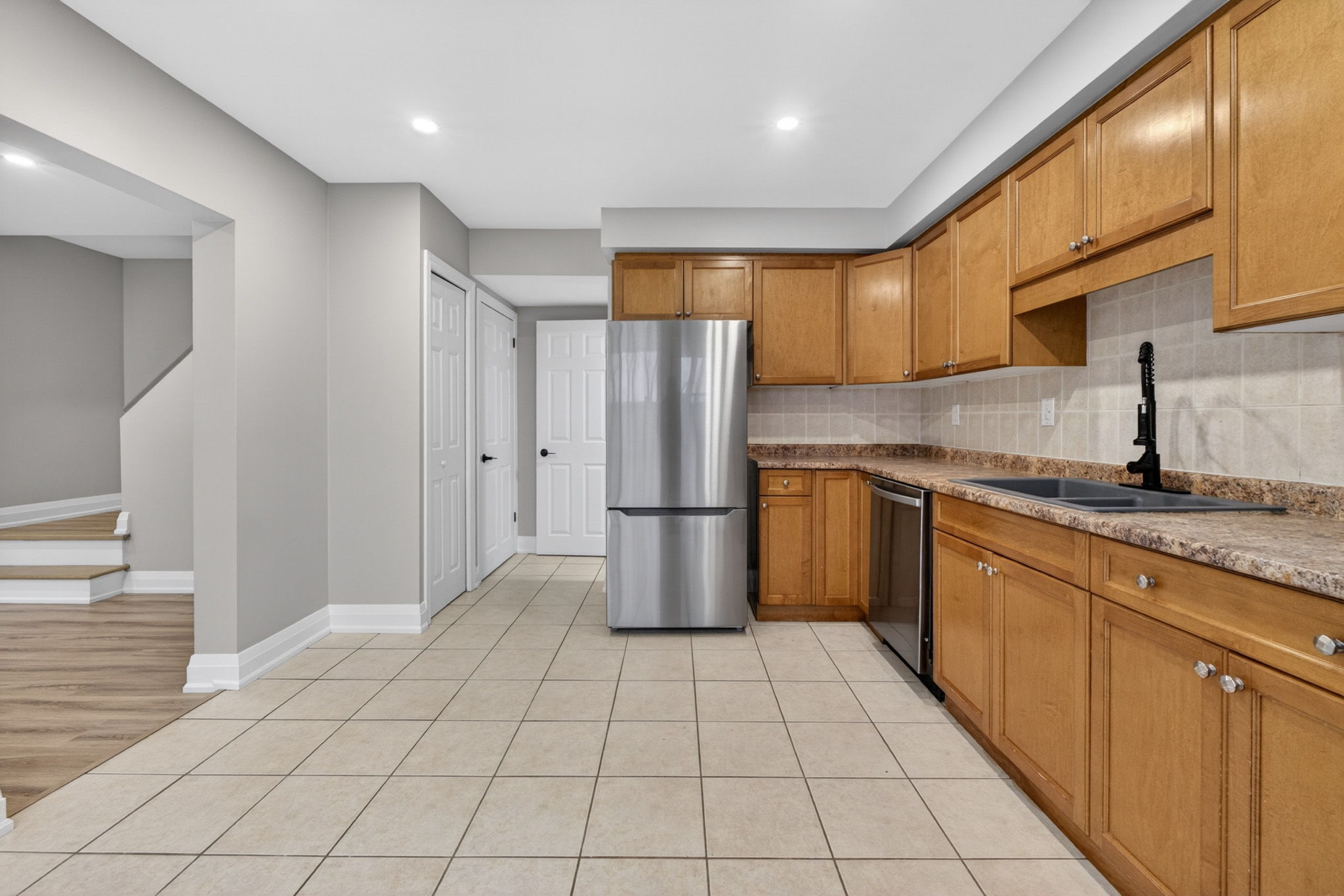 65 Woodman Dr S, Hamilton, ON L8K 4E2, Canada Photo 13