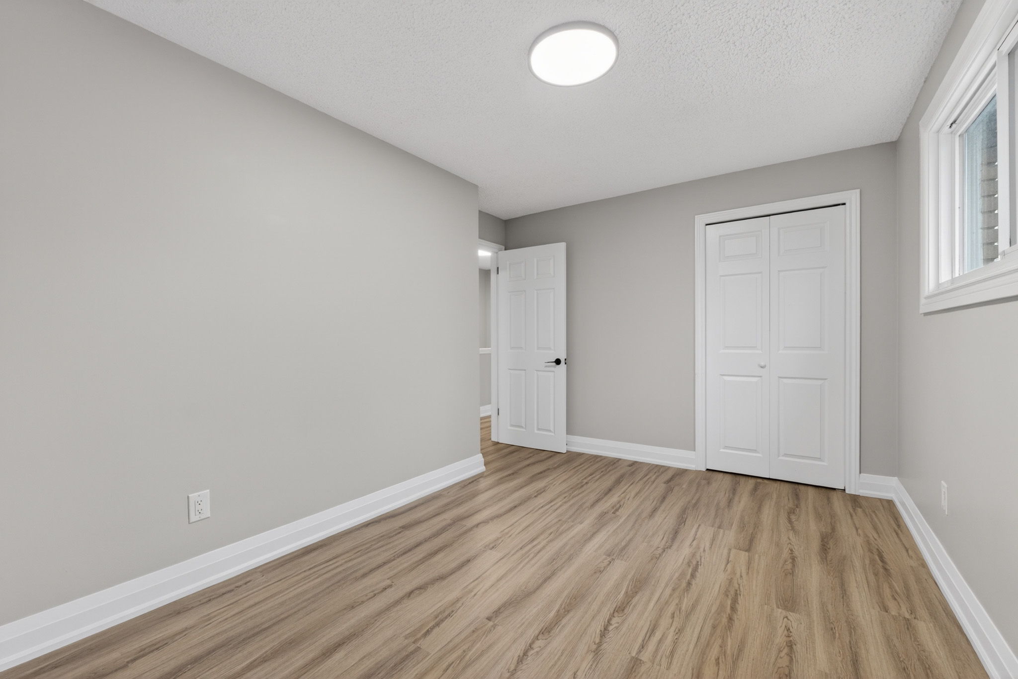 65 Woodman Dr S, Hamilton, ON L8K 4E2, Canada Photo 27