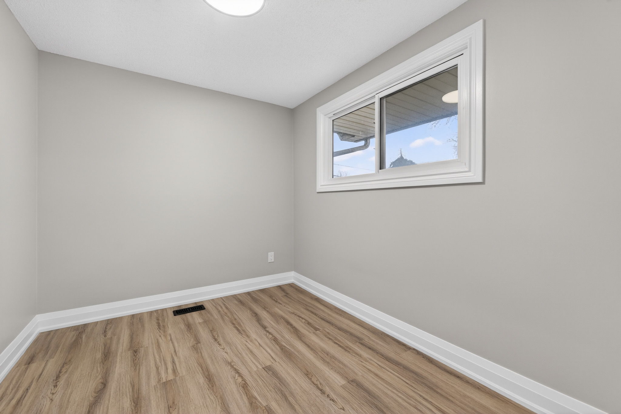 65 Woodman Dr S, Hamilton, ON L8K 4E2, Canada Photo 28