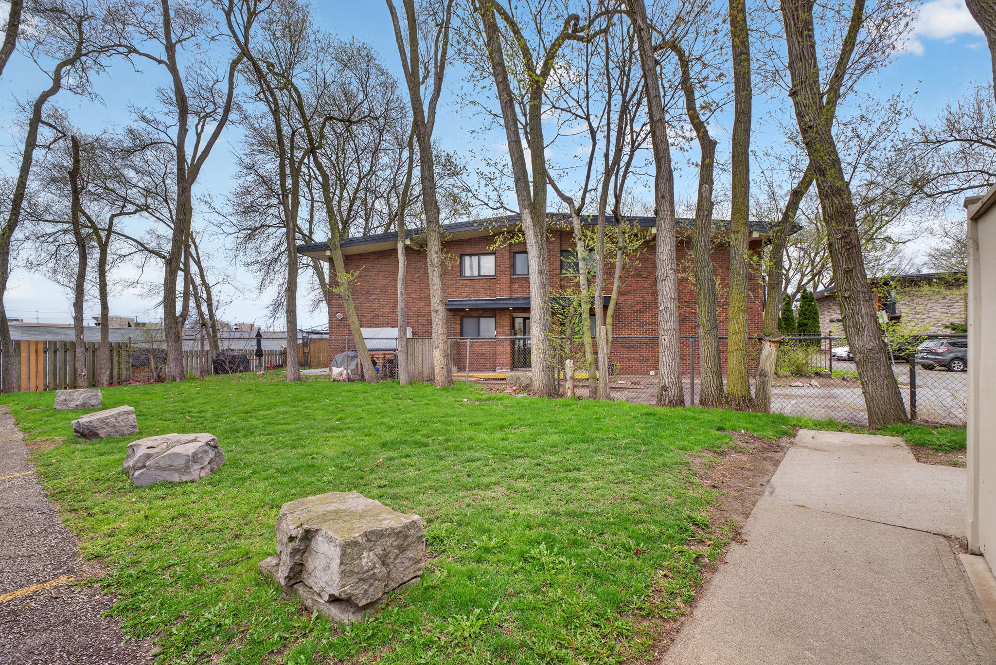 65 Woodman Dr S, Hamilton, ON L8K 4E2, Canada Photo 49