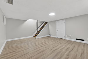 65 Woodman Dr S, Hamilton, ON L8K 4E2, Canada Photo 32