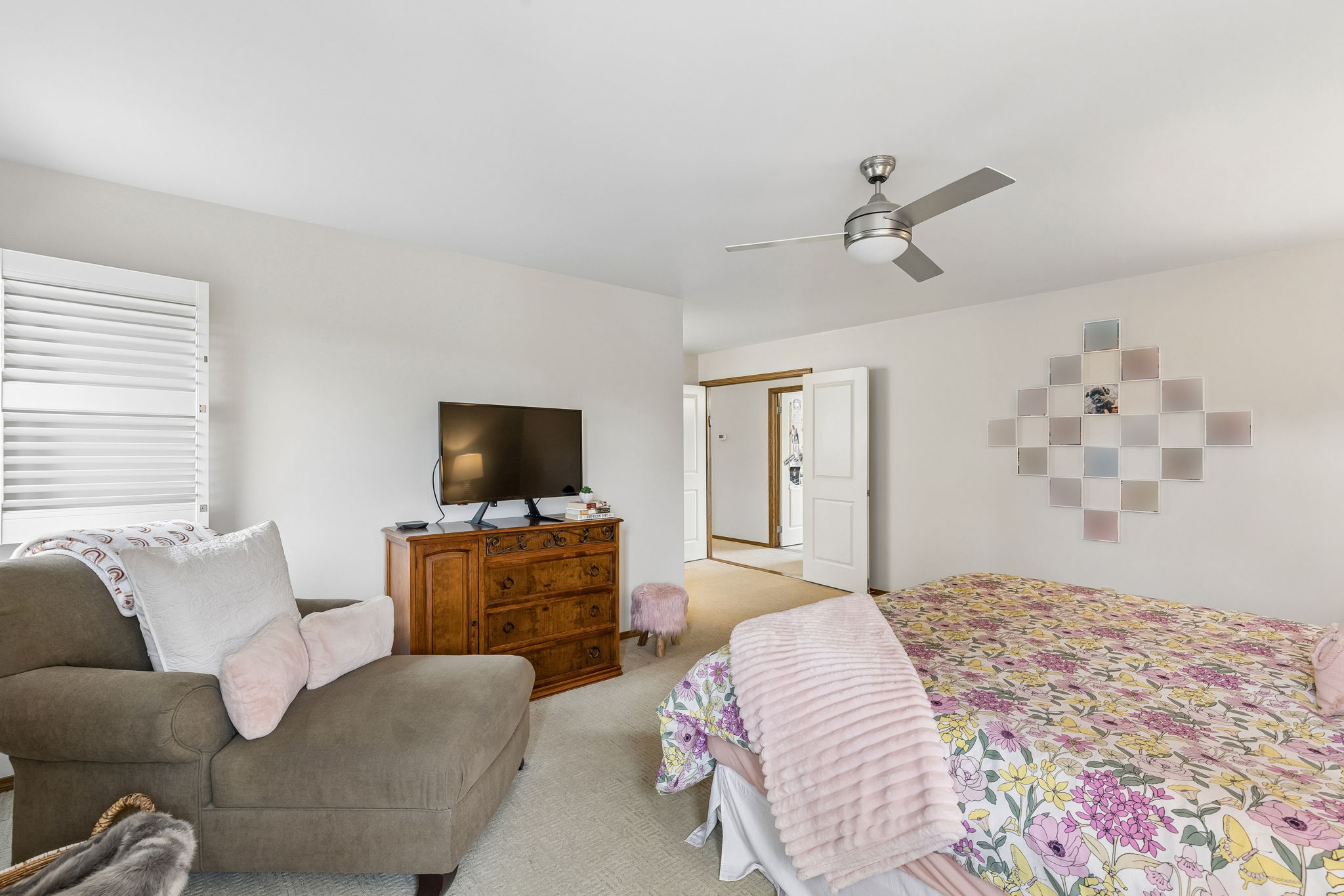 06.12.2026 - Kevin Chapman - 65 Woodpath Terrace SW_32